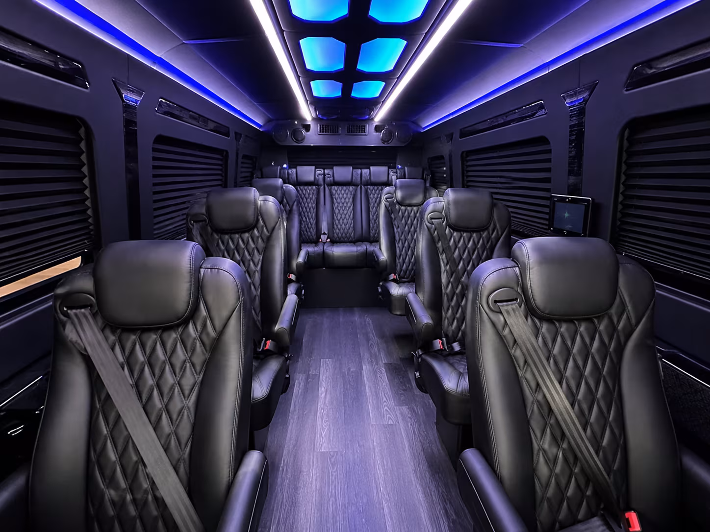 blog rent a bus to universal orlando resort hero