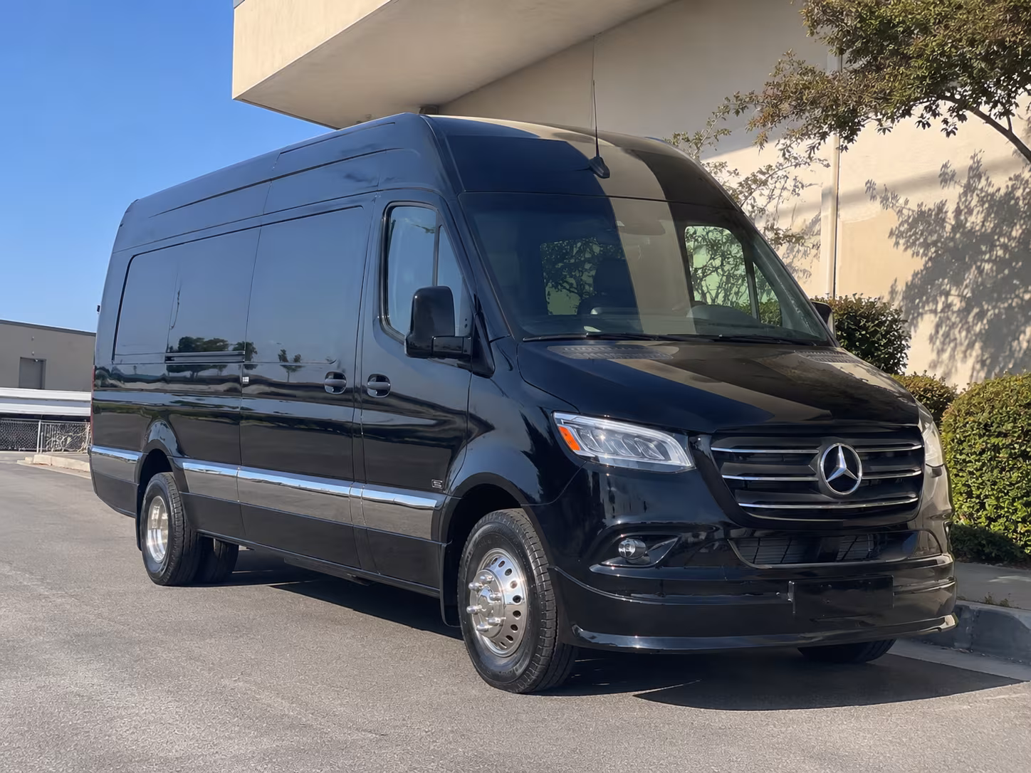 bus rental options for orlando trips