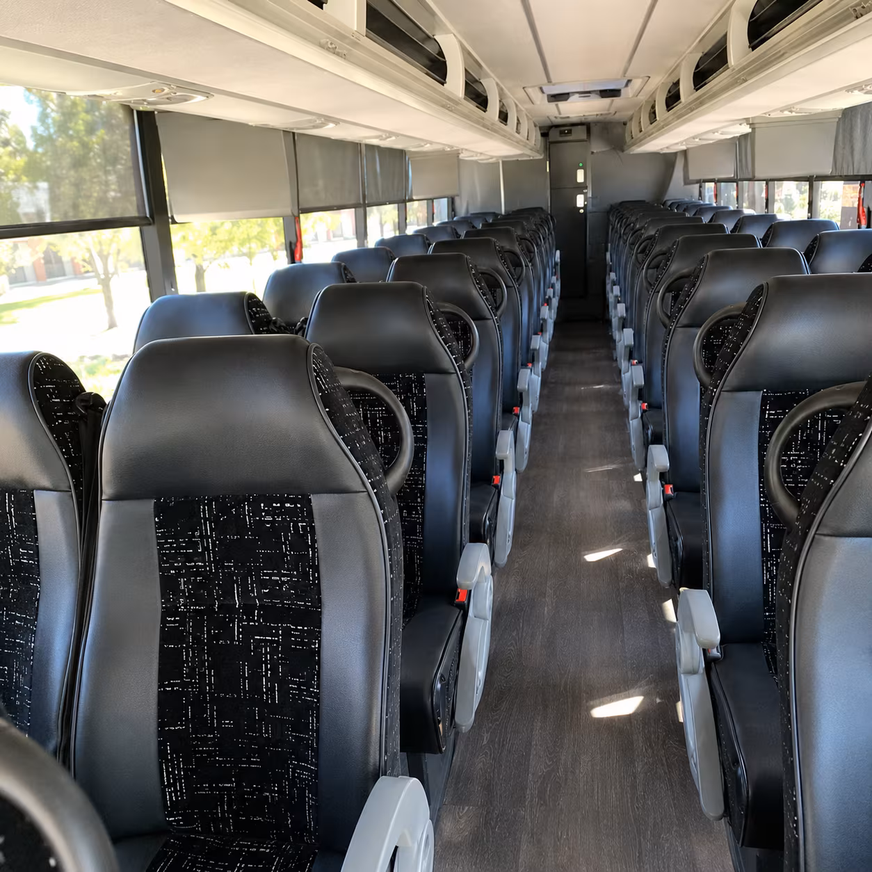 charter buses for conventions and trade show events