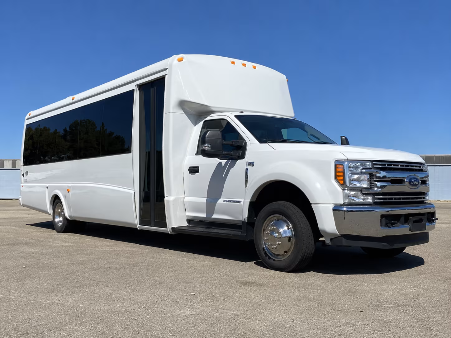 find the perfect transportation for your next bachelor or bachelorette party 4