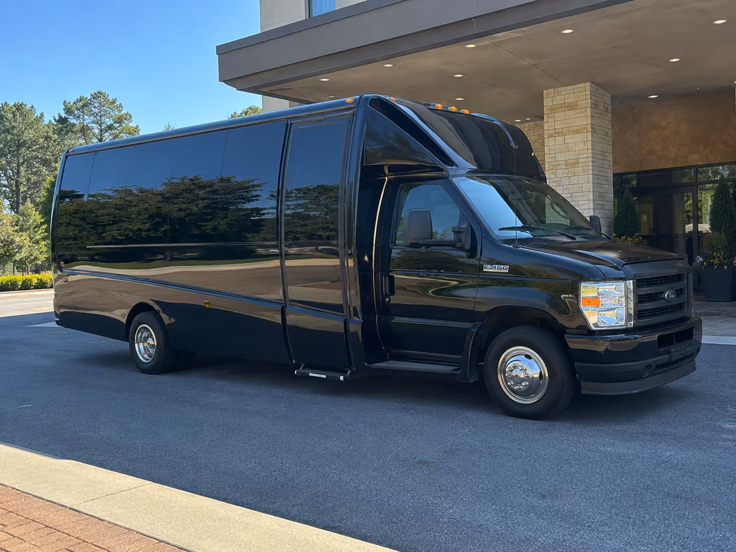find the perfect transportation for your next wine tour 3