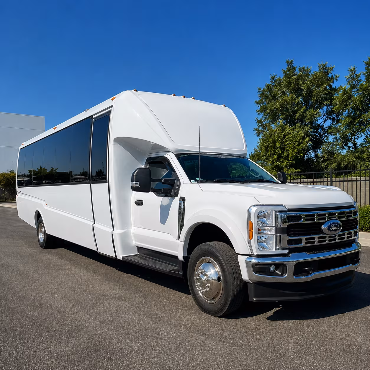 minibuses and charter buses for orlando science center school visits