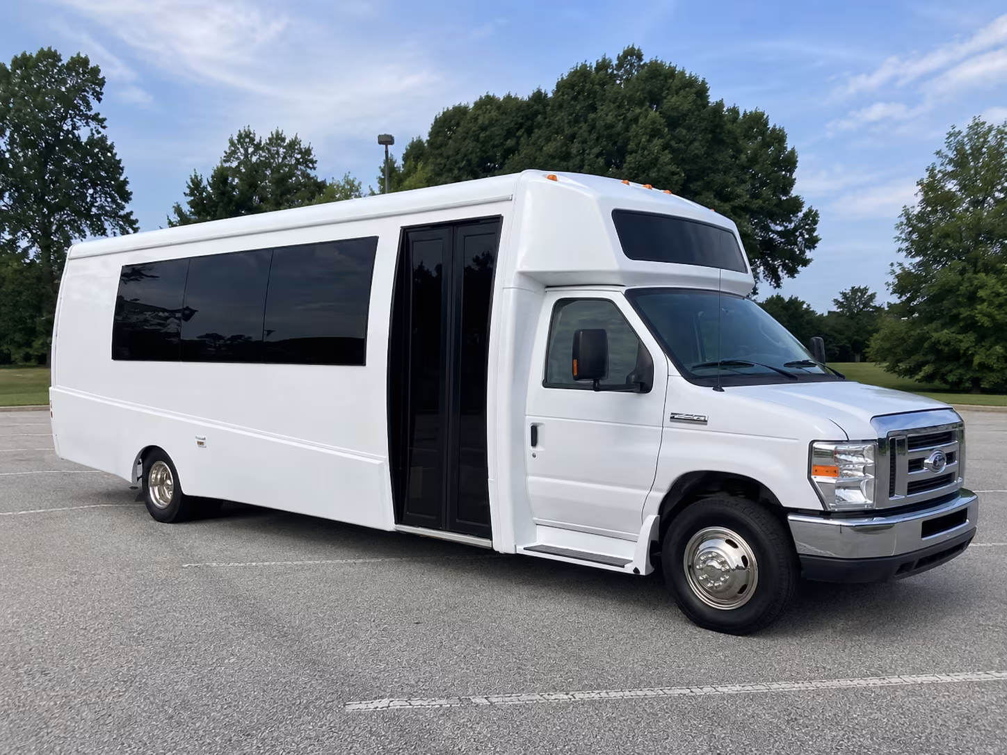 orlando 18 passenger party bus