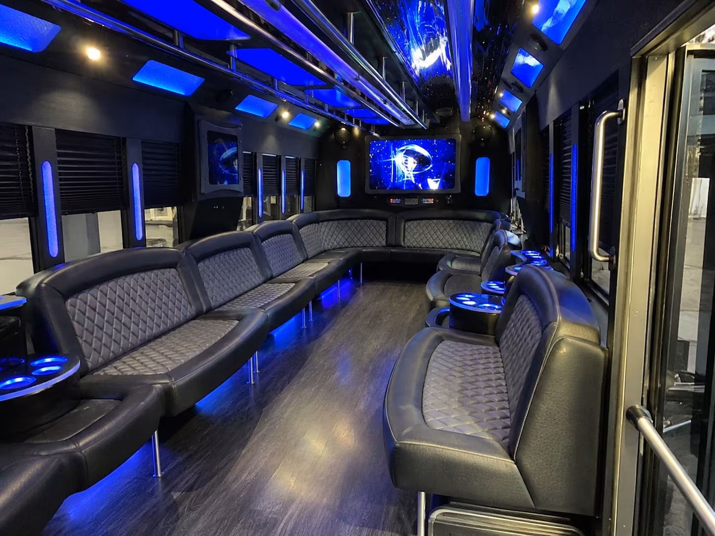 orlando 28 passenger party bus interior