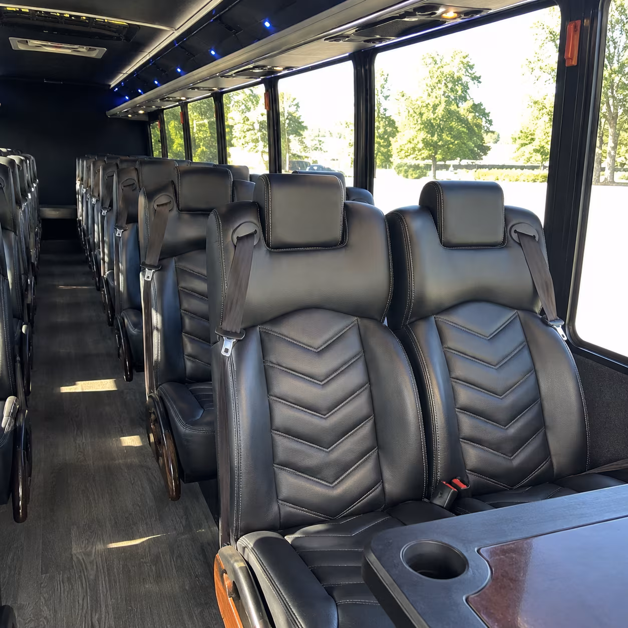 orlando 30 passenger minibus interior